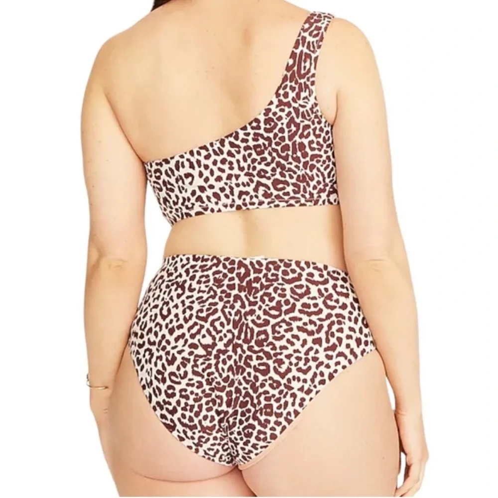 J Crew  one shoulder Bikini Top M Classic Sculpt Leopard Tan Black Beach EUC